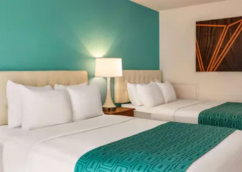 Howard Johnson by Wyndham Ocean City Oceanfront hotel thumbnail 3