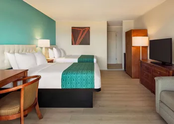 Howard Johnson by Wyndham Ocean City Oceanfront hotel thumbnail 5