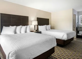 Clarion Inn & Suites Kissimmee-Lake Buena Vista South hotel thumbnail 8