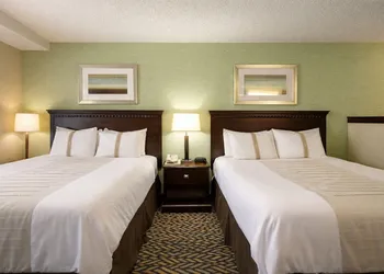 Fireside Inn and Suites hotel thumbnail 6