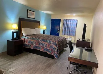 Texas Inn hotel thumbnail 5
