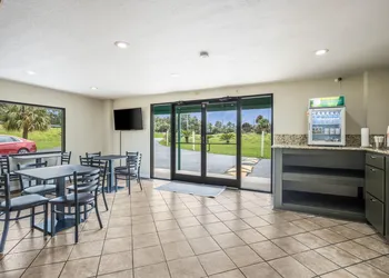 Quality Inn White Springs Suwanee hotel thumbnail 5