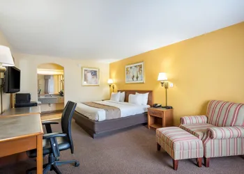 Quality Inn White Springs Suwanee hotel thumbnail 8