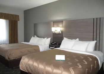 Quality Inn Kirksville hotel thumbnail 5