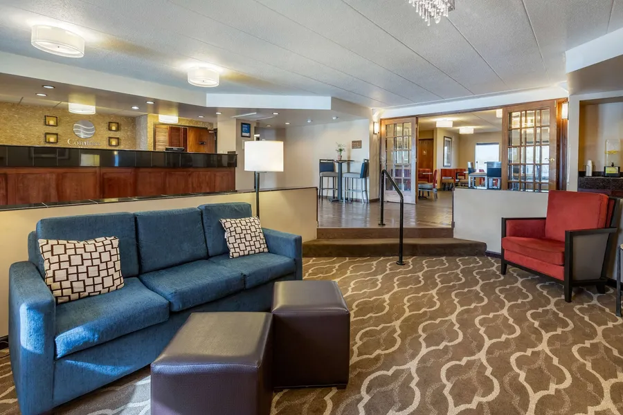 Comfort Inn Grand Rapids Airport hotel detail image 2
