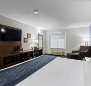 Comfort Inn & Suites Hazelwood - St. Louis hotel detail image 4