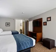 Comfort Inn & Suites Hazelwood - St. Louis hotel detail image 7