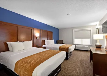 Comfort Inn & Suites Hazelwood - St. Louis hotel thumbnail 8