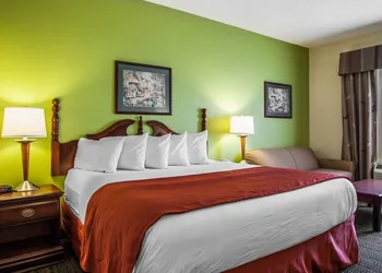 Quality Inn Florence Muscle Shoals hotel thumbnail 6
