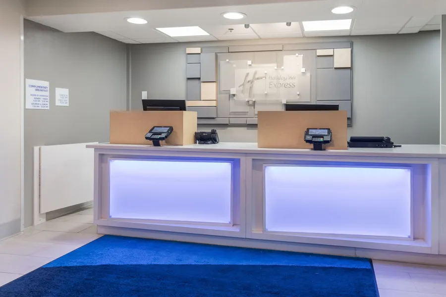 Holiday Inn Express Plymouth by IHG hotel detail image 2