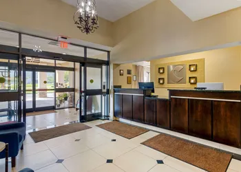 Comfort Inn Bluefield hotel thumbnail 5