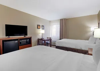 Comfort Inn Bluefield hotel thumbnail 7