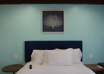 Calafia Inn hotel thumbnail 6