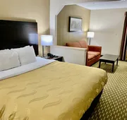 Quality Inn & Suites Pine Bluff hotel detail image 5