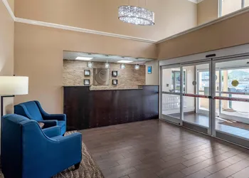 Comfort Inn Birmingham - Irondale hotel thumbnail 3
