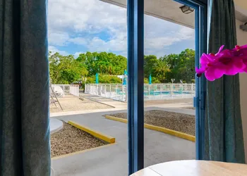 Rock Reef Resort hotel thumbnail 6