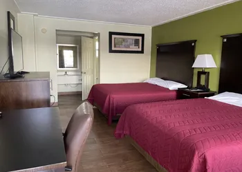 Driftwood Inn hotel thumbnail 7