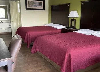 Driftwood Inn hotel thumbnail 8