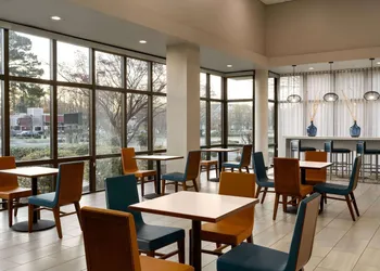 Wingate by Wyndham Williamsburg hotel thumbnail 5