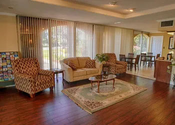 Relax Inn Perry hotel thumbnail 3