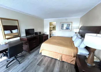 Relax Inn Perry hotel thumbnail 4