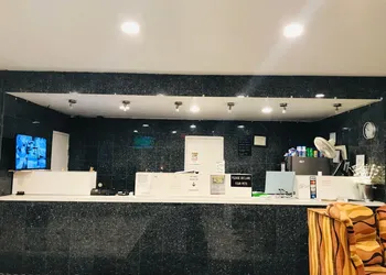Capital Inn hotel thumbnail 3