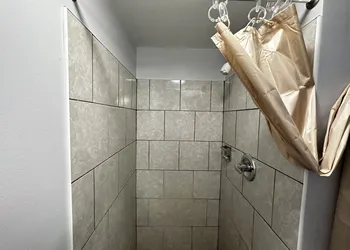 Relax Inn hotel thumbnail 7