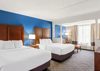 Comfort Inn & Suites Walterboro I-95 hotel thumbnail 3