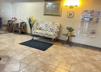 Candlelight Inn by Capital O Scottsbluff hotel thumbnail 3