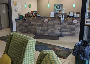 Quality Inn & Suites Delaware South hotel thumbnail 2