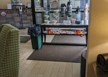 Quality Inn & Suites Delaware South hotel thumbnail 7