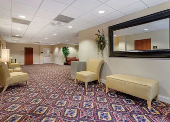 Comfort Inn & Suites Statesboro - University Area hotel thumbnail 4