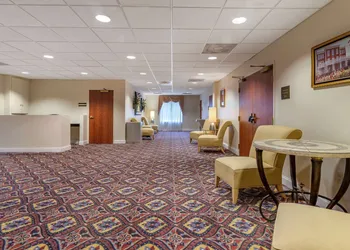Comfort Inn & Suites Statesboro - University Area hotel thumbnail 5