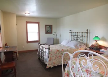Scarborough Inn hotel thumbnail 5