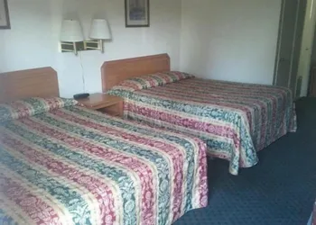 Aaron Motel hotel thumbnail 2