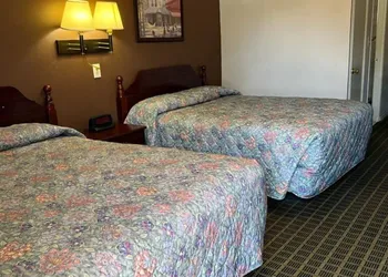 Aaron Motel hotel thumbnail 7