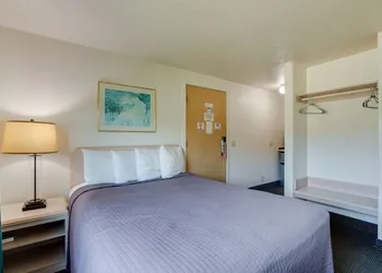 Surfside Resort hotel thumbnail 5