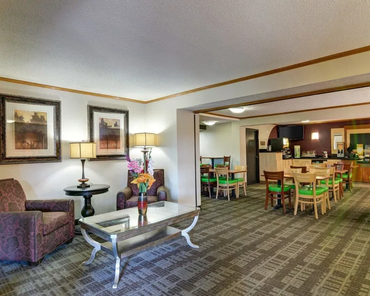 Quality Inn Fort Smith I-540 hotel detail image 2