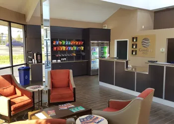 Comfort Inn Cincinnati Northeast hotel thumbnail 5