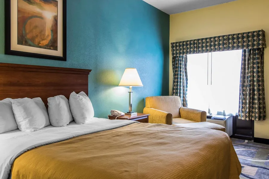 Quality Inn & Suites Memphis East hotel detail image 6