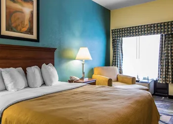Quality Inn & Suites Memphis East hotel thumbnail 6