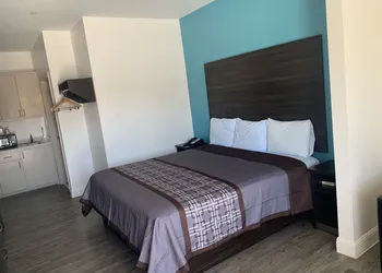 Lotus inn hotel thumbnail 3