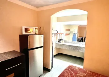 Luxury Inn & Suites Liberty hotel thumbnail 7