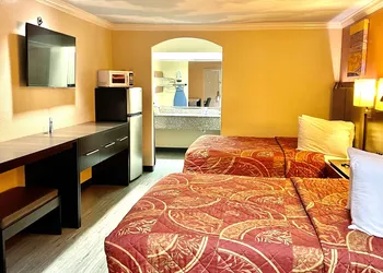 Luxury Inn & Suites Liberty hotel thumbnail 8