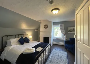 Stone Hearth Inn and Eatery hotel thumbnail 7