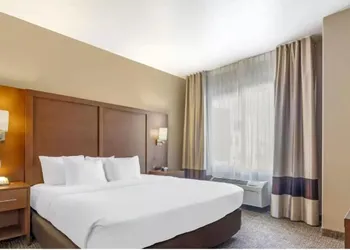 Comfort Inn at Convention Center hotel thumbnail 8