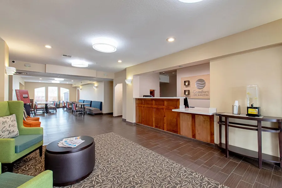 Comfort Inn and Suites Fredericksburg hotel detail image 2