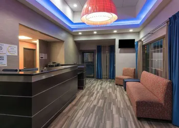 Super 8 by Wyndham San Antonio Near Fort Sam Houston hotel thumbnail 3