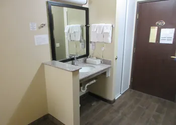 Comfort Inn & Suites Alamosa hotel thumbnail 7
