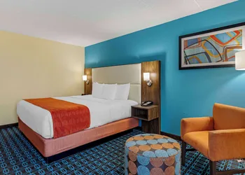 Best Western Plus North Shore Hotel hotel thumbnail 6